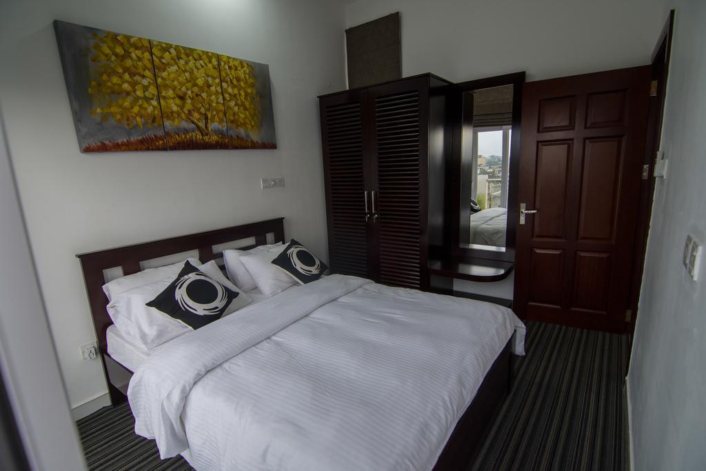 Cozy Sea View Luxury Apartment, Fully Furnished, 2 Bedrooms, 2 Bathrooms Dehiwala-Mount Lavinia Exterior photo